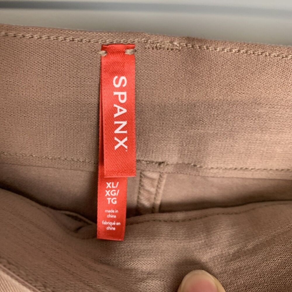SPANX Women's Stretch Twill Pull On Shorts SIZE XL NWOT - Picture 5 of 6